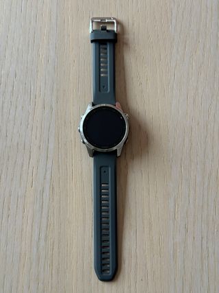 Reloj Garmin Fenix 7S Plata y Negro