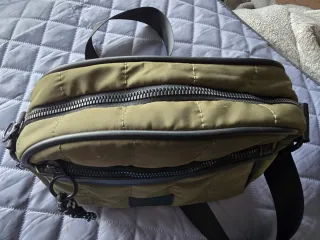 Bolso verde acolchado