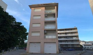 Piso en venta en Salatar en Roses