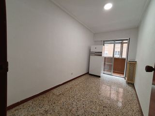 Piso en alquiler en Delicias en Zaragoza