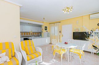 Casa pareada en venta en Playa Flamenca - Punta Prima en Orihuela