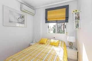 Casa pareada en venta en Playa Flamenca - Punta Prima en Orihuela