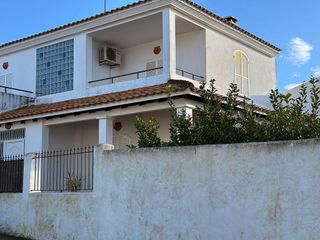 Chalet en venta en Ayamonte ciudad en Ayamonte