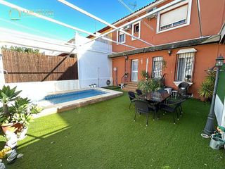 Casa adosada en venta en Castilleja de la Cuesta