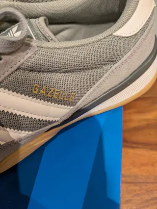 Adidas Gazelle Sala Gris Talla 42