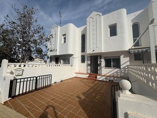 Casa adosada en venta en Urb. El Palmeral en Mojácar