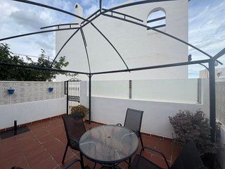 Casa adosada en venta en Urb. El Palmeral en Mojácar