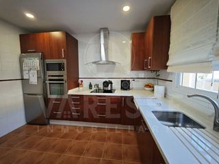 Casa adosada en venta en Espartinas