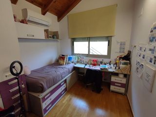 Chalet en venta en Vallirana