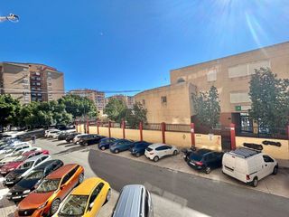 Piso en venta en La Luz - El Torcal en Málaga