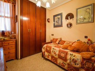 Piso en venta en Vistahermosa en Alicante