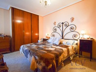Piso en venta en Vistahermosa en Alicante