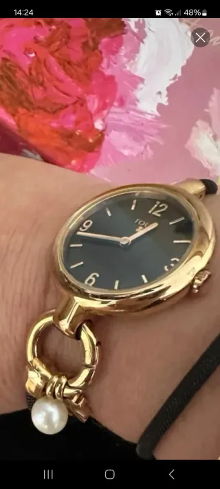 Reloj Tous Negro y Dorado