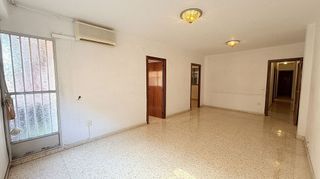 Piso en venta en Rafelbuñol/Rafelbunyol