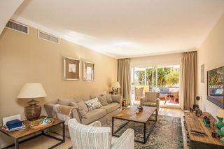 Piso en venta en Elviria en Marbella