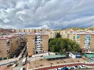 Piso en venta en Parque Victoria Eugenia en Málaga