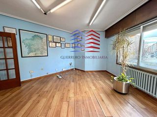 Piso en venta en Posío en Ourense