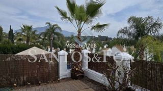 Piso en venta en Los Naranjos - Las Brisas en Marbella