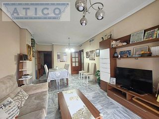 Piso en venta en Colores - Entreparques en Sevilla