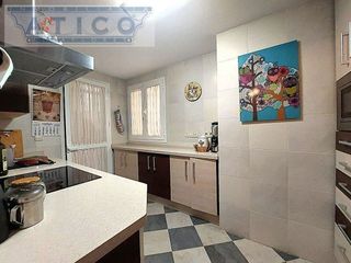 Piso en venta en Colores - Entreparques en Sevilla