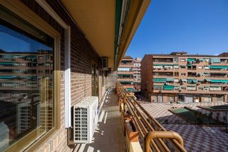 Piso en venta en Pajaritos - Plaza de Toros en Granada