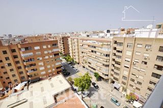 Piso en venta en Malilla en Valencia