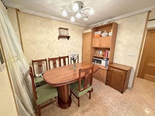 Piso en venta en Los Ángeles en Alicante