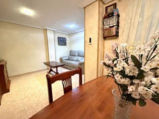 Piso en venta en Los Ángeles en Alicante