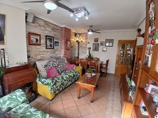 Piso en venta en Universidad - Los Lirios en Logroño