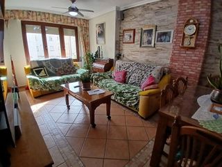 Piso en venta en Universidad - Los Lirios en Logroño