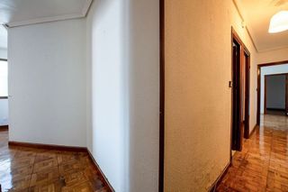 Piso en venta en Numancia - San Fernando en Santander