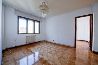 Piso en venta en Numancia - San Fernando en Santander