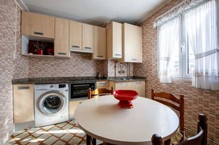 Piso en venta en Numancia - San Fernando en Santander