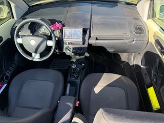 Volkswagen Beetle 2006