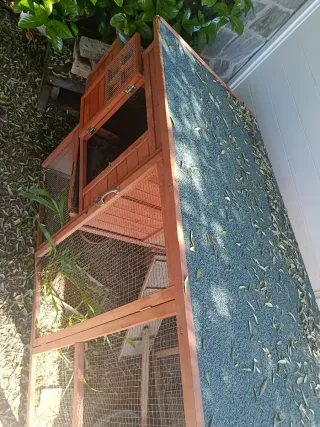 Jaula para aves de corral de madera