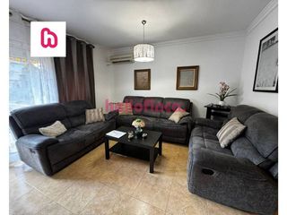 Casa adosada en venta en Domeny - Fontajau - Taialà en Girona