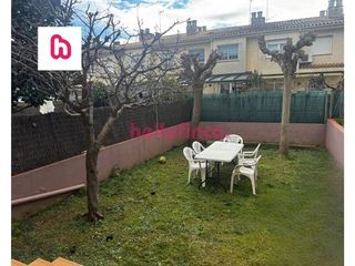 Casa adosada en venta en Domeny - Fontajau - Taialà en Girona