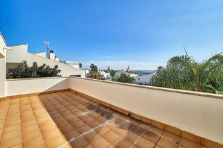 Casa adosada en venta en Mas Mel - Bellamar en Calafell