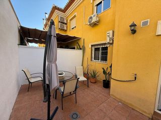 Casa adosada en venta en Gójar