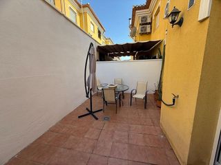 Casa adosada en venta en Gójar