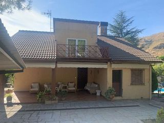 Chalet en venta en Collado Mediano