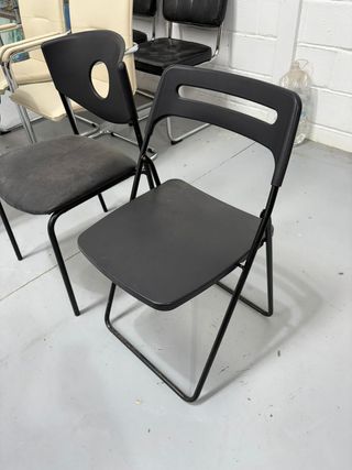 Juego 2 Sillas Plástico Negro/Beige