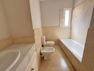 Casa pareada en venta en Calahonda en Mijas