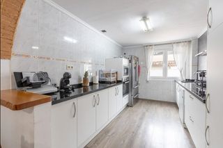 Casa adosada en venta en Ogíjares