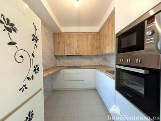 Chalet en venta en Linares