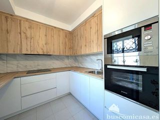 Chalet en venta en Linares