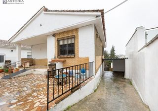 Chalet en venta en Huétor Vega