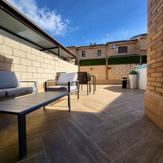 Casa adosada en venta en Los Robles en Seseña