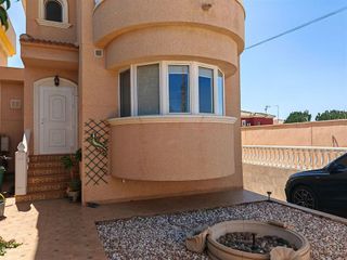 Casa en venta en Nueva Torrevieja - Aguas Nuevas en Torrevieja