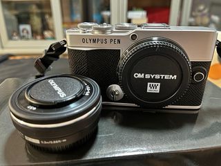 Olympus PEN E-P7 Cámara Plata